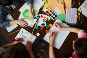 Elevart Taller creatividad adultos y niños en Barcelona